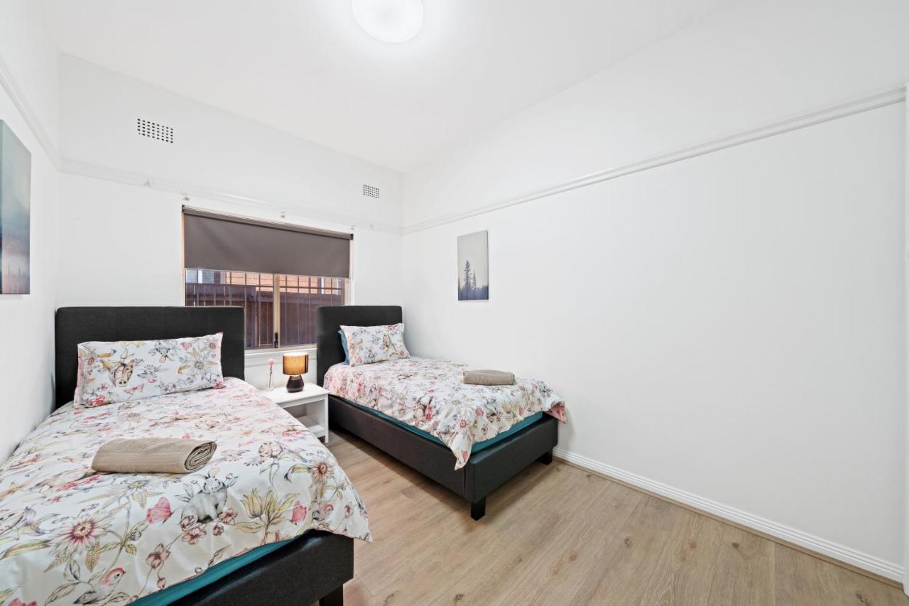 Burwood New 2 Bedroom 2 Bath Apt Free Parking Sydney Exteriér fotografie